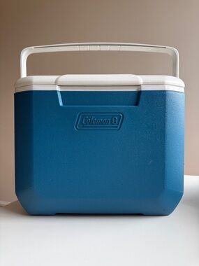 Coleman Blue and White Portable Cooler with Handle